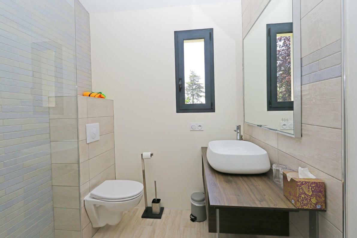L Esprit Du Clain Chambres D Hotes Bandb De Standing Proches Du Futuroscope Golf Et Lac De St Cyr Naintre Esterno foto